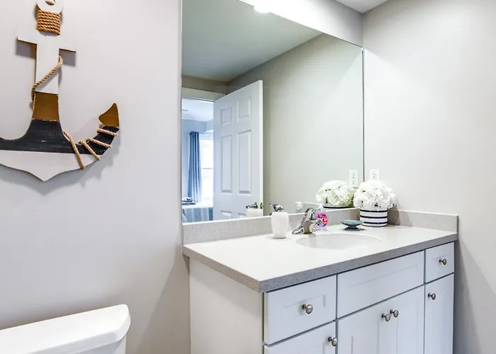Steps To Bay! 4th-floor Ocean Inlet Escape *