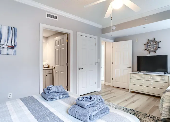 Holiday home Steps To Bay! 4th-floor Ocean Inlet Escape